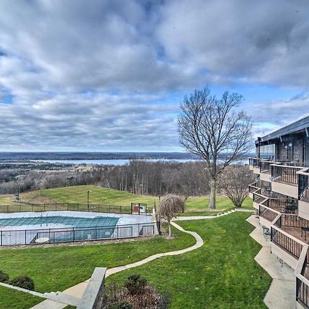 Cozy Bellaire Condo With Balcony - 3 Mi To Skiing! Esterno foto