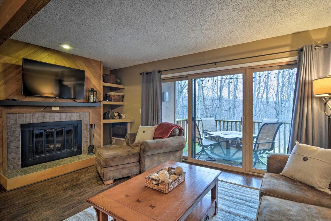 Cozy Bellaire Condo With Balcony - 3 Mi To Skiing! Esterno foto
