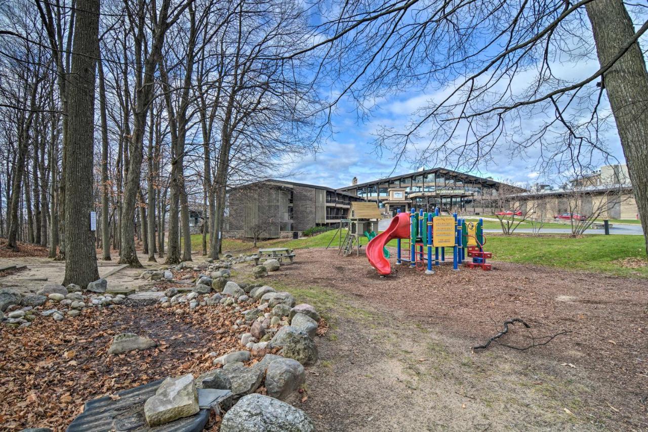 Cozy Bellaire Condo With Balcony - 3 Mi To Skiing! Esterno foto
