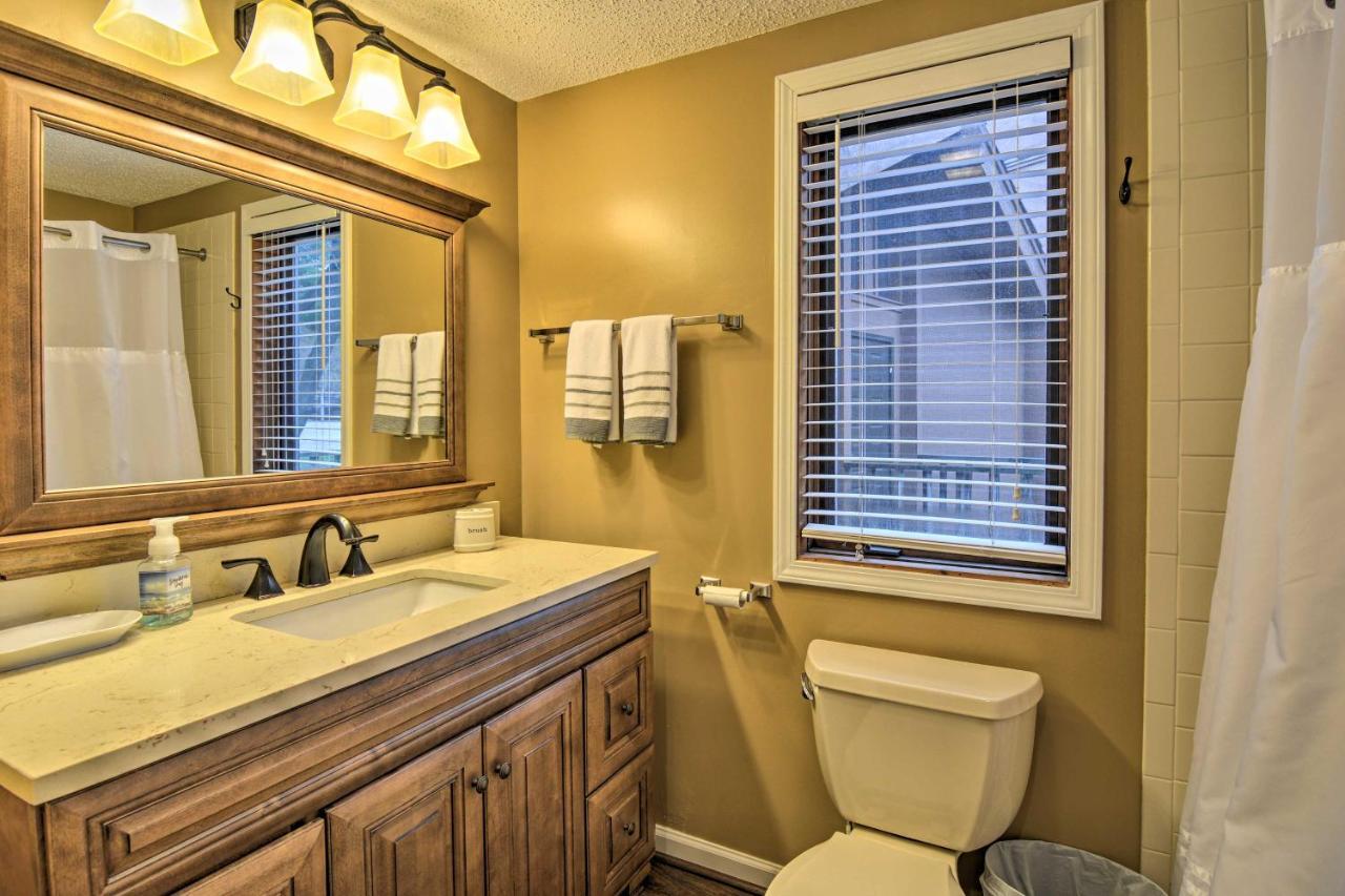 Cozy Bellaire Condo With Balcony - 3 Mi To Skiing! Esterno foto
