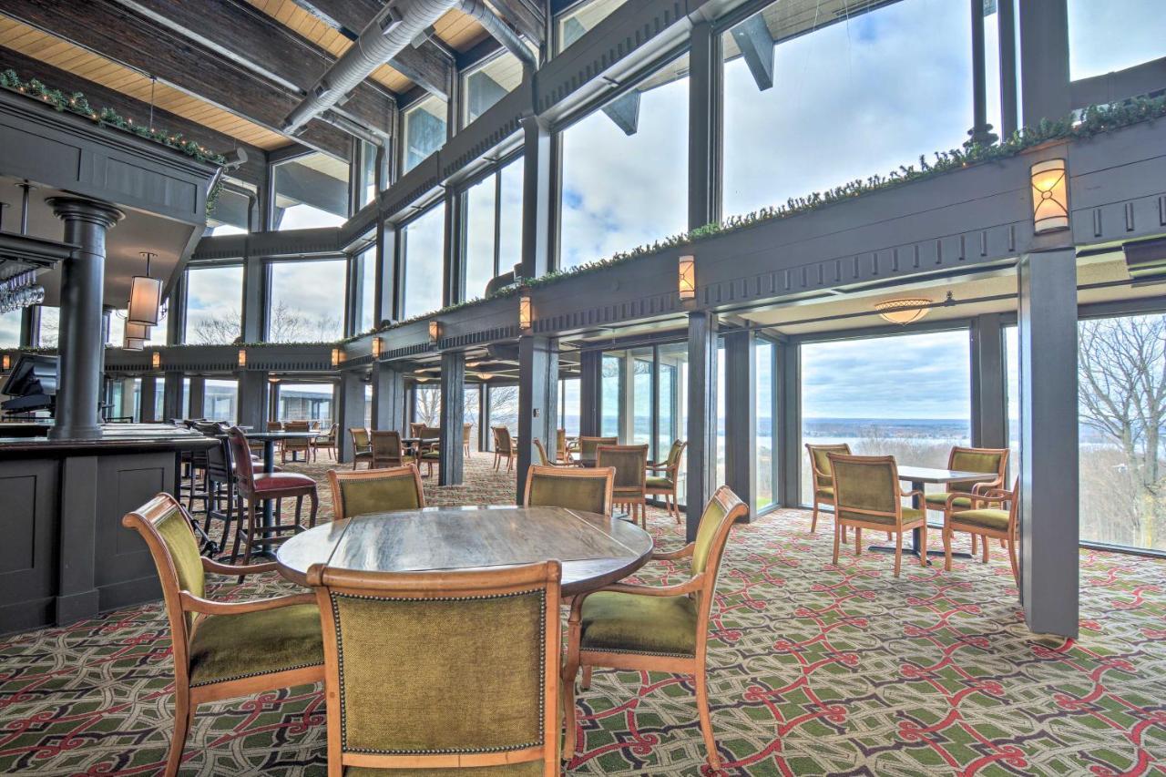 Cozy Bellaire Condo With Balcony - 3 Mi To Skiing! Esterno foto