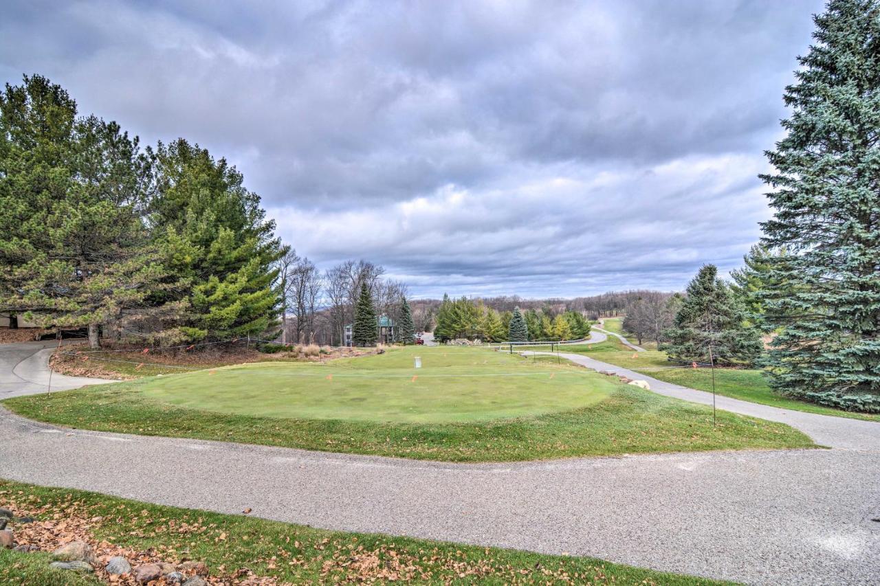Cozy Bellaire Condo With Balcony - 3 Mi To Skiing! Esterno foto